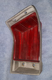 Red Light Lens and Trim, fits GM 4106